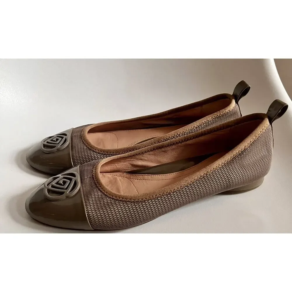 Taryn Rose Paige Ballet Flats Womens 8.5B Taupe Brown Two Tone Cap Toe